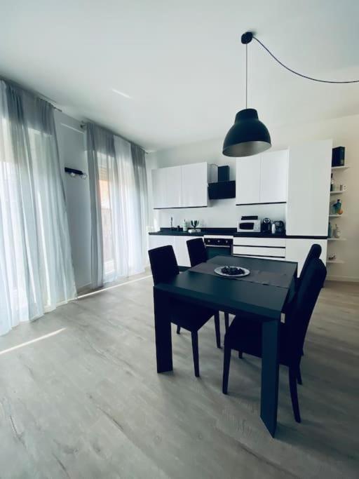 Sun Street Apartment Verona Bagian luar foto