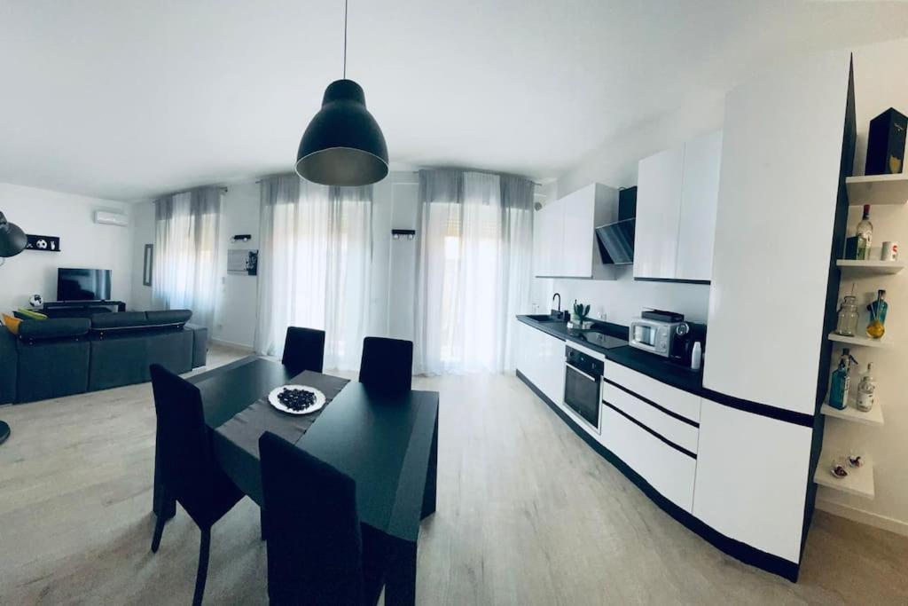 Sun Street Apartment Verona Bagian luar foto