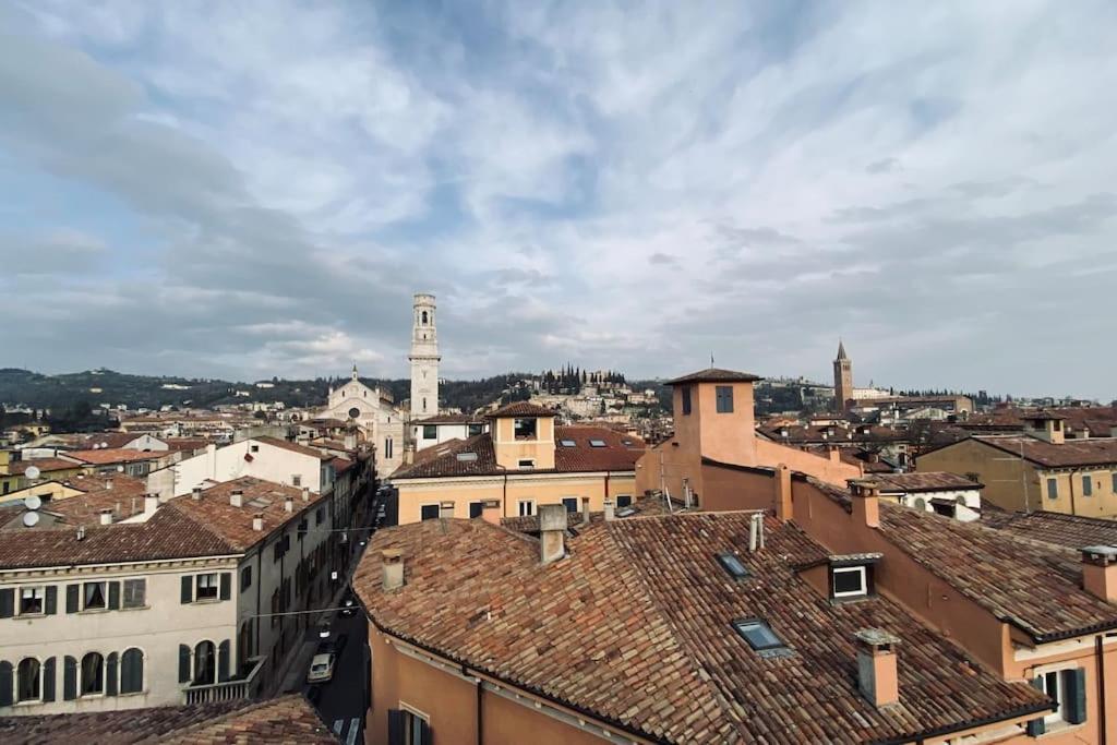 Sun Street Apartment Verona Bagian luar foto