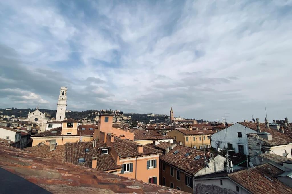 Sun Street Apartment Verona Bagian luar foto