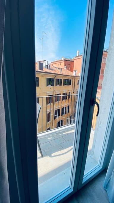 Sun Street Apartment Verona Bagian luar foto