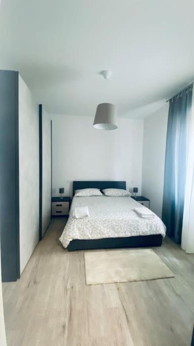 Sun Street Apartment Verona Bagian luar foto